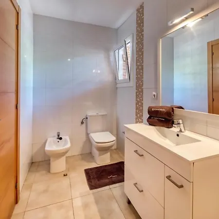 Sleeps 7 Pool Wifi Vila *