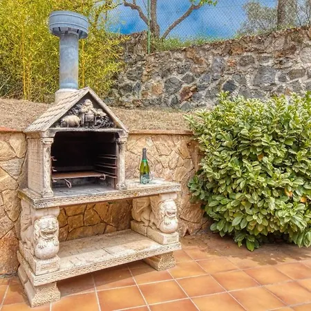 Sleeps 7 Pool Wifi Villa